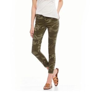 Levi's 711 Skinny Jeans with Camouflage Print